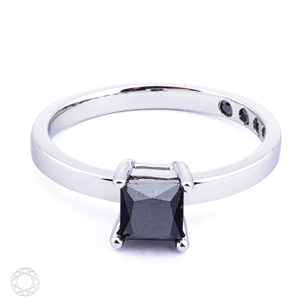 Anel Black