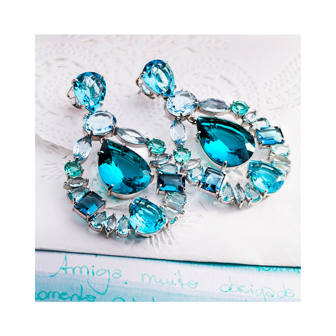 Brincos Something Blue